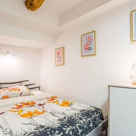 Apartma N'Poznam Tobacna Ljubljana Extérieur photo