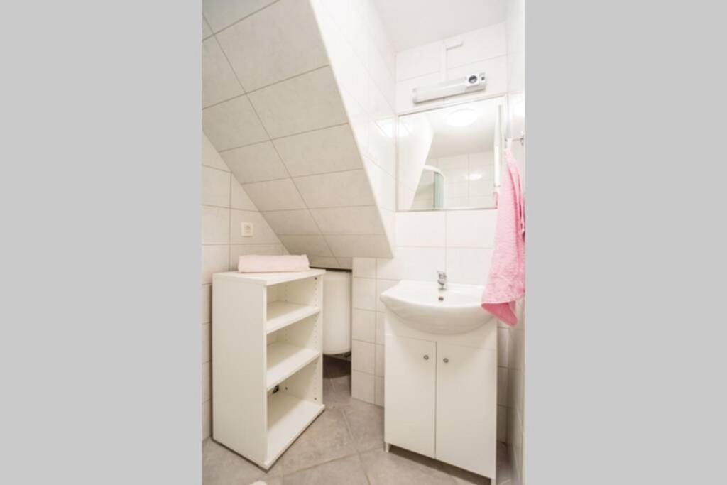 Apartma N'Poznam Tobacna Ljubljana Extérieur photo