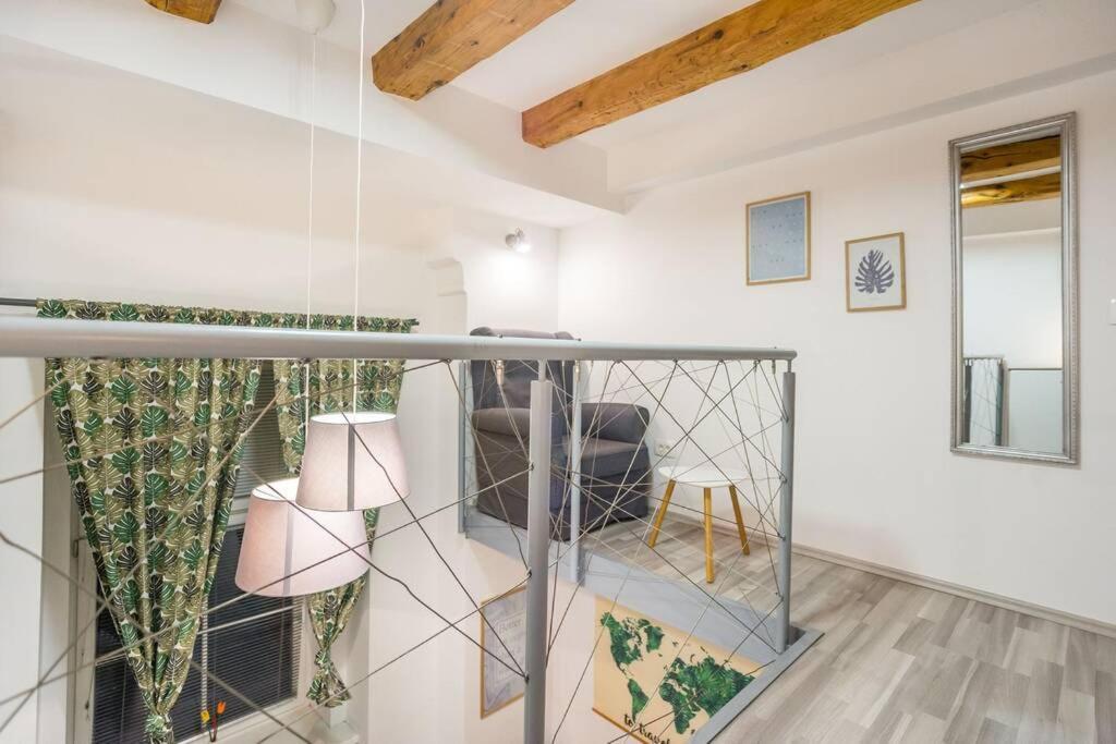 Apartma N'Poznam Tobacna Ljubljana Extérieur photo