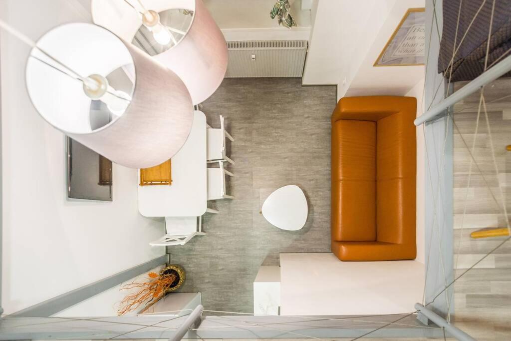 Apartma N'Poznam Tobacna Ljubljana Extérieur photo