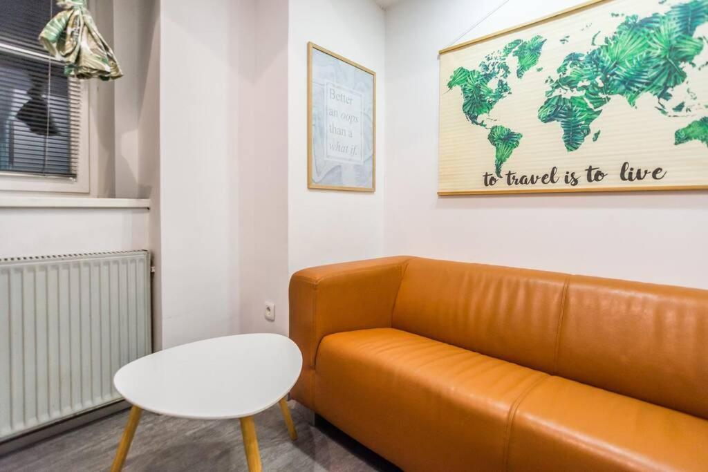 Apartma N'Poznam Tobacna Ljubljana Extérieur photo
